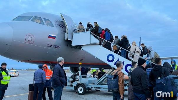 В расписании омского аэропорта появился прямой рейс в Красноярск