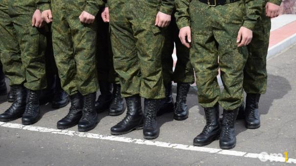 Омские таможенники передали военным конфискованные дроны и бинокли на 10 миллионов рублей