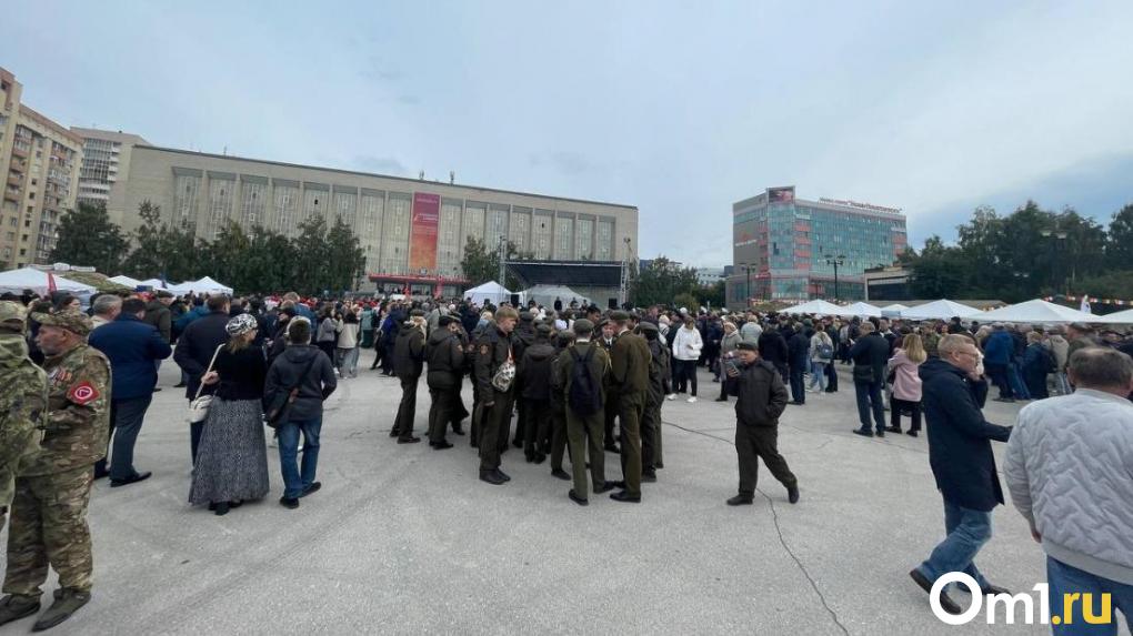 Выставка трофейной техники стартовала в Новосибирске