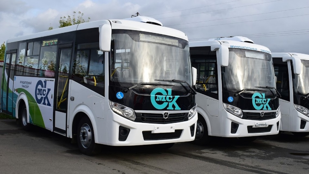 В Омскую область завезут 140 новых автобусов для перевозки школьников