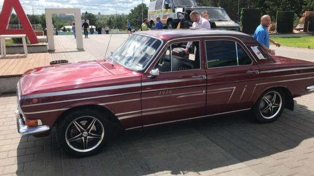 Омичей пригласили на выставку ретроавтомобилей