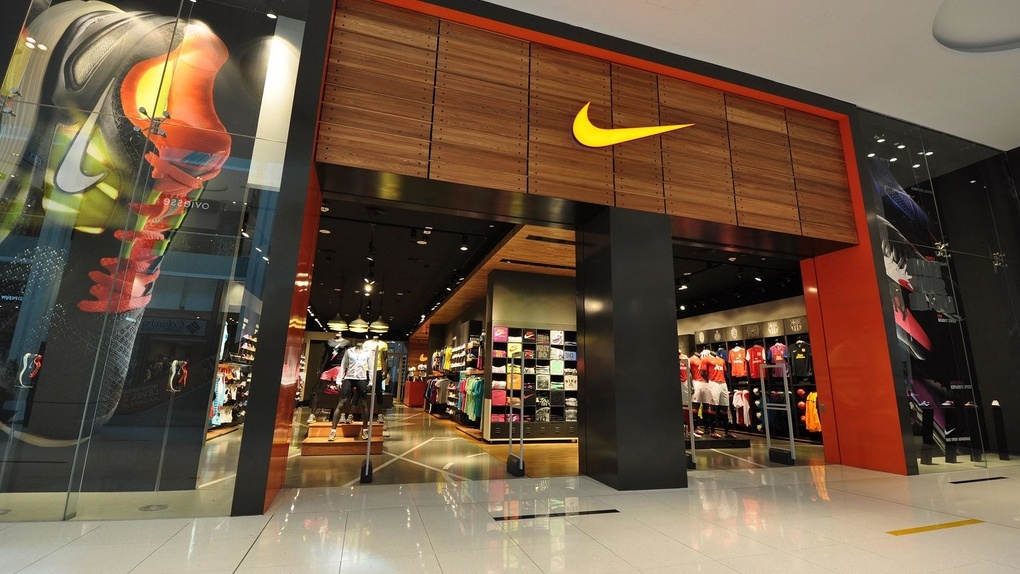 Три фирменных магазина Nike закрылись в Новосибирске