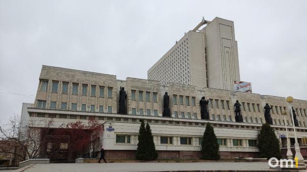 Часть библиотеки имени Пушкина обесточили из-за протекающей крыши