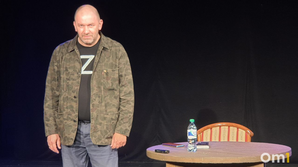 «Он – мастер молчания»: политолог Казаков в Новосибирске презентовал книгу о Путине