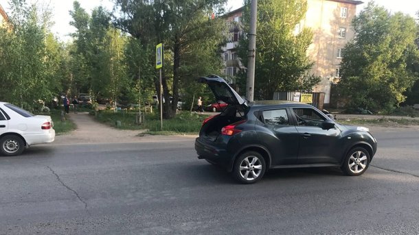 В Омске на пешеходном переходе сбили ребёнка на велосипеде