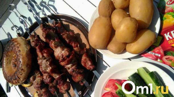 Хирург назвал опасность дешёвого шашлыка для печени