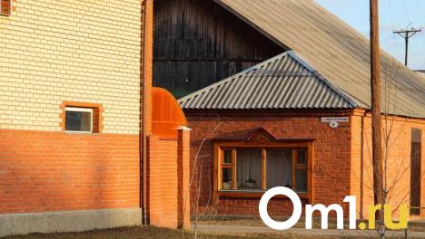 В омском микрорайоне убрали все уличные колонки — жители остались без воды