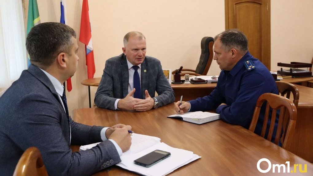 Омский транспортный прокурор проверил безопасность железных дорог в Называевске