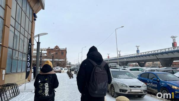 «Я и так красивая»: психолог о проблемах с самооценкой у омичей