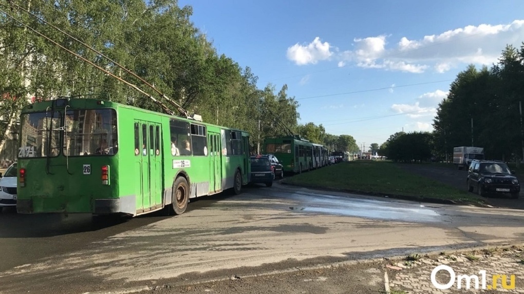 Девять новых троллейбусов закупят за 413 млн рублей в Новосибирске