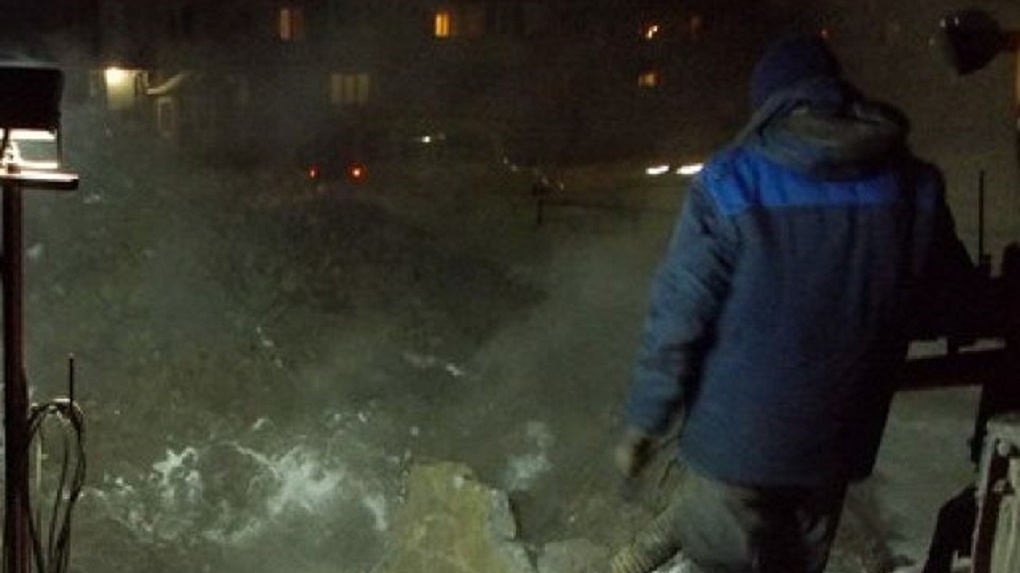 15 домов и больница остались без тепла из-за аварии в Новосибирске