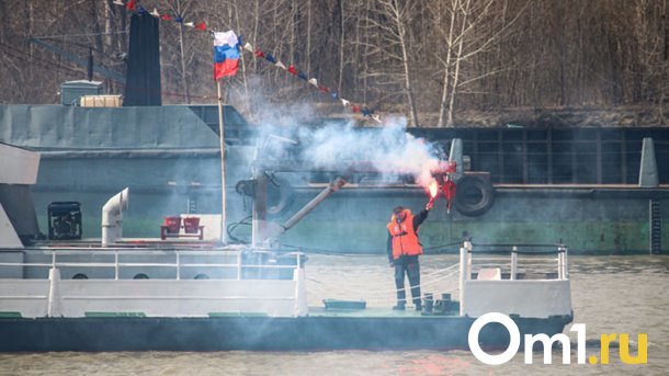 В этом году из Омска в Большеречье отправился первый теплоход