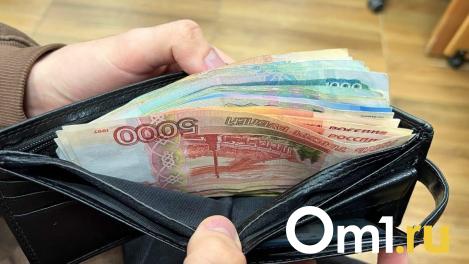 До 82 тысяч рублей: омичам рассказали, на каких заводах можно получать большую зарплату