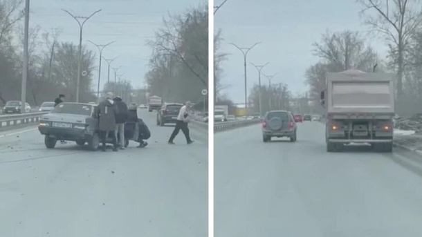 В Новосибирске подростки на ВАЗе врезались в КамАЗ. ВИДЕО