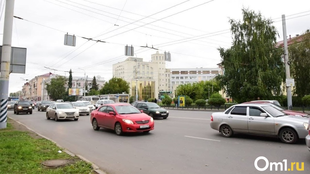 В центре Омска будут перекрыты дороги в выпускной вечер