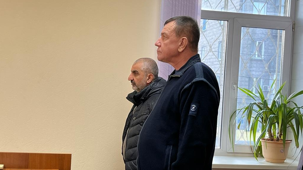 4,5 года условно назначили экс-главе новосибирского УКС Константину Головину за получение взятки