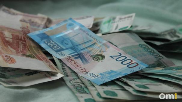 В Омской области повысили зарплату медработников
