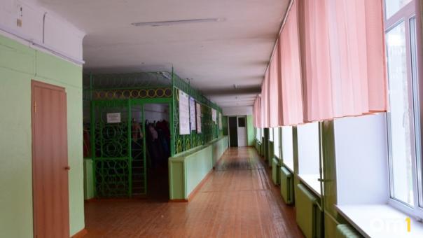 Вместо четырёх учебных объектов: в Омской области построят новую школу
