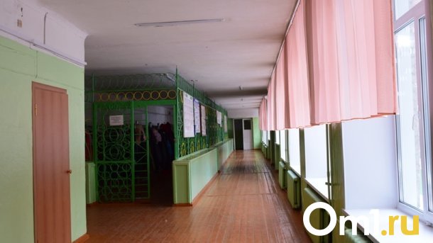 Вместо четырёх учебных объектов: в Омской области построят новую школу