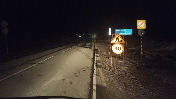Талые воды обильно затопили дороги в Новосибирской области