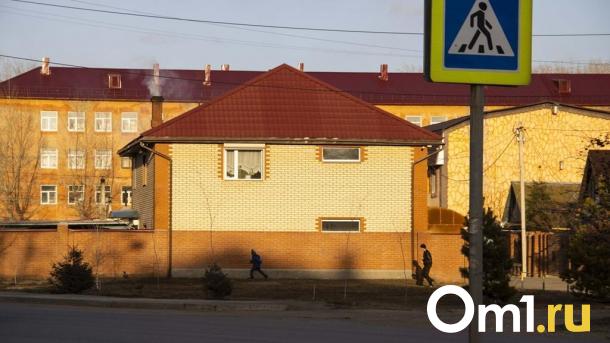 Омск стал лидером среди крупных городов по доступности переезда из квартиры в дом