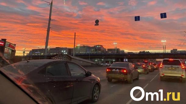 Названы улицы, на которых сегодня могут оштрафовать омичей