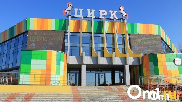 Пустырь превратится в фруктово-ягодный сад: у омского цирка появится свой парк