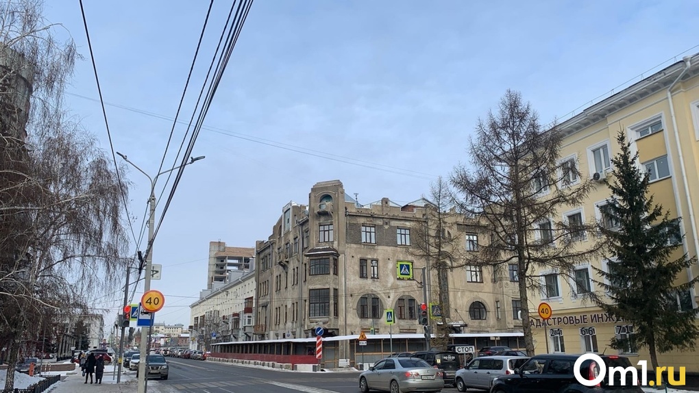 В Омске вновь ищут подрядчика, который отремонтирует доходный дом Печокас