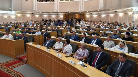 Работавших с Хоценко в ДНР Рустама Мингазова и Егора Горбатенко заметили в рядах омских чиновников