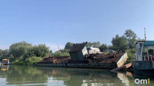 Низкий уровень воды в Иртыше угрожает омскому судоходству