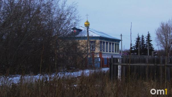 Мэрия объяснила, почему жители омской окраины остались без транспорта