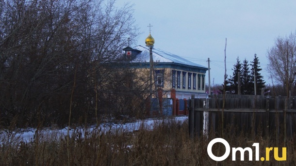 Мэрия объяснила, почему жители омской окраины остались без транспорта
