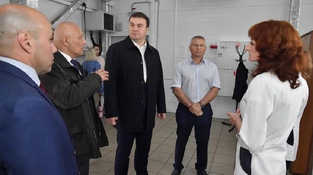 Виталий Хоценко направился в Азовский район с рабочей поездкой