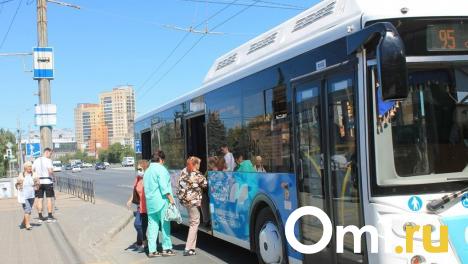 В Омске изменили маршруты пяти автобусов: опубликованы новые схемы движения