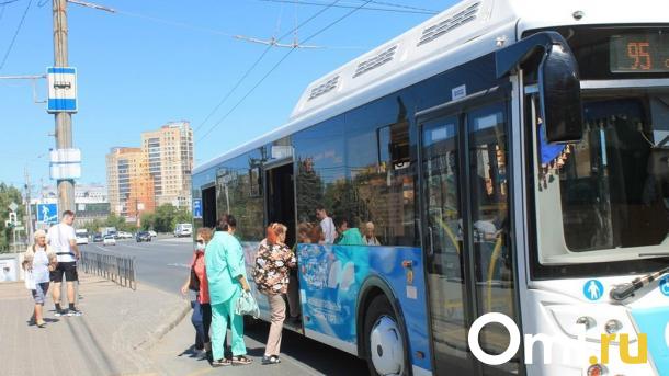В Омске изменили маршруты пяти автобусов: опубликованы новые схемы движения