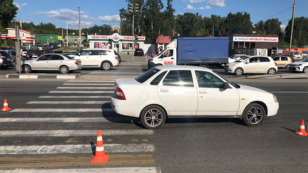 Ребёнка доставили в больницу: 10-летнего мальчика сбил водитель Lada Priora в Новосибирске
