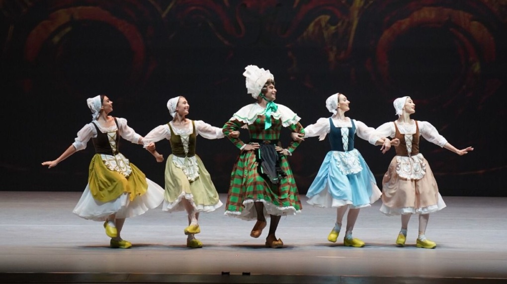 Известный артист Николай Цискаридзе станет вдовой на сцене новосибирского оперного театра