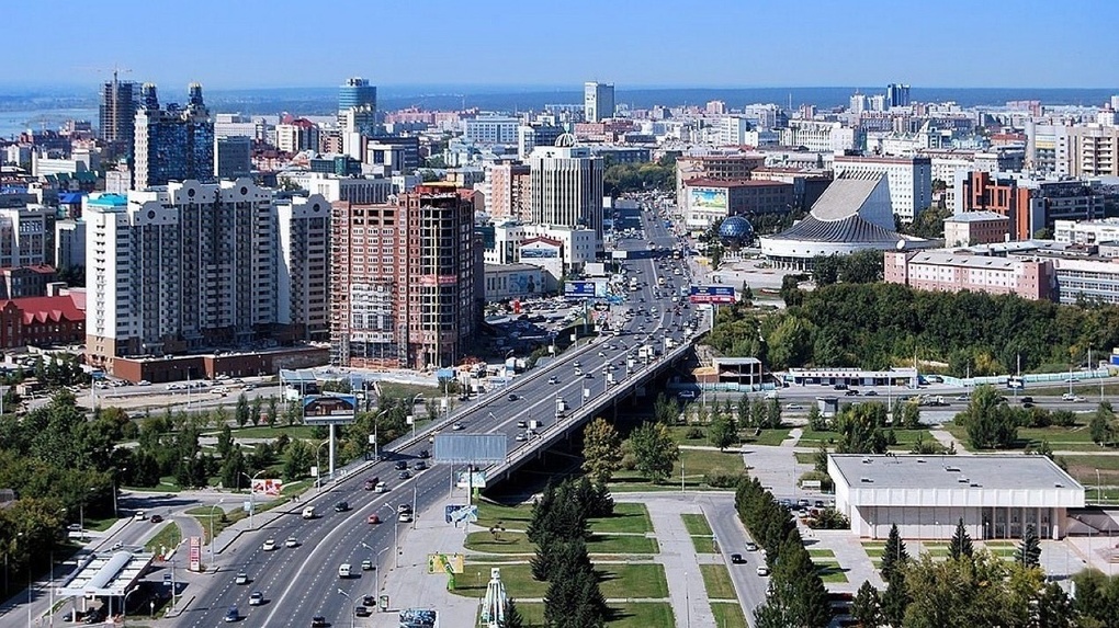 Угроза обрушения: мост на Октябрьской магистрали в Новосибирске признали предаварийным