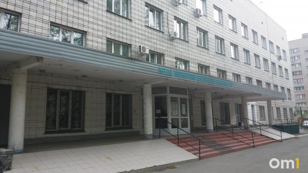 Новосибирский депутат намерен обратиться в ФСБ по поводу строительства семи поликлиник