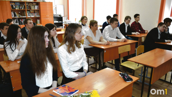 «Отказывают в поступлении»: новосибирская школа ввела жёсткую систему отбора будущих 10-классников