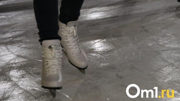 Тренер из Омска пнула фигуристку на соревнованиях в Красноярске