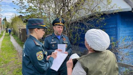 250 нарушений за неделю: новосибирцы продолжают рисковать с огнём в пожароопасный сезон