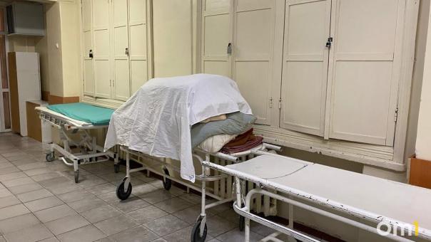 Омич впал в кому после празднования старого Нового года