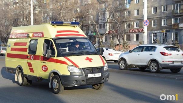 В Омске мужчина попал в больницу после ссоры с женой