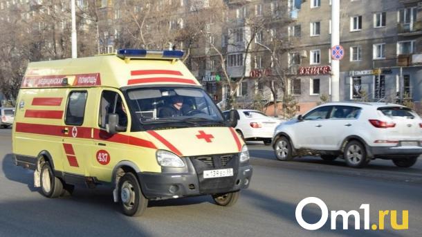 В Омске мужчина попал в больницу после ссоры с женой