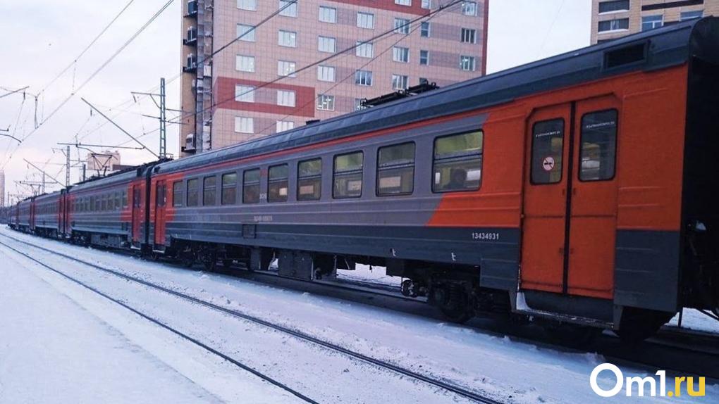 С середины весны на омские электрички снова можно будет купить абонементы