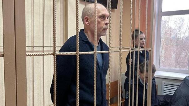 Суд оставил под арестом экс-директора ФК «Новосибирск» Андрея Перлова