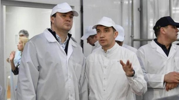 Виталий Хоценко дал старт строительству молочного комплекса в Омской области