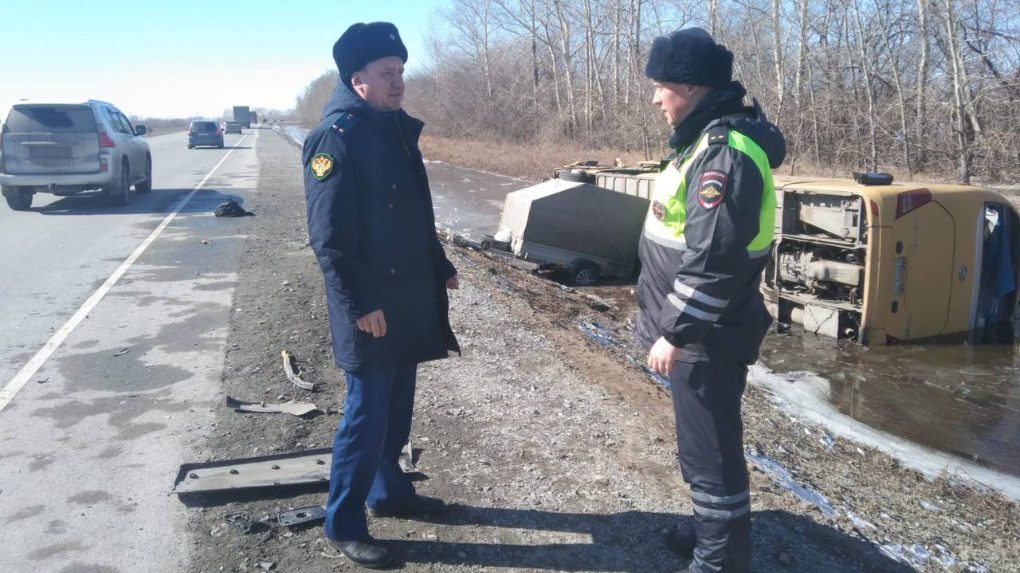Один водитель погиб и 11 пострадали в ДТП с автобусом в Новосибирской области