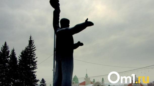 «Народ, не знающий прошлого…»: в Новосибирске хотят установить памятник Сталину